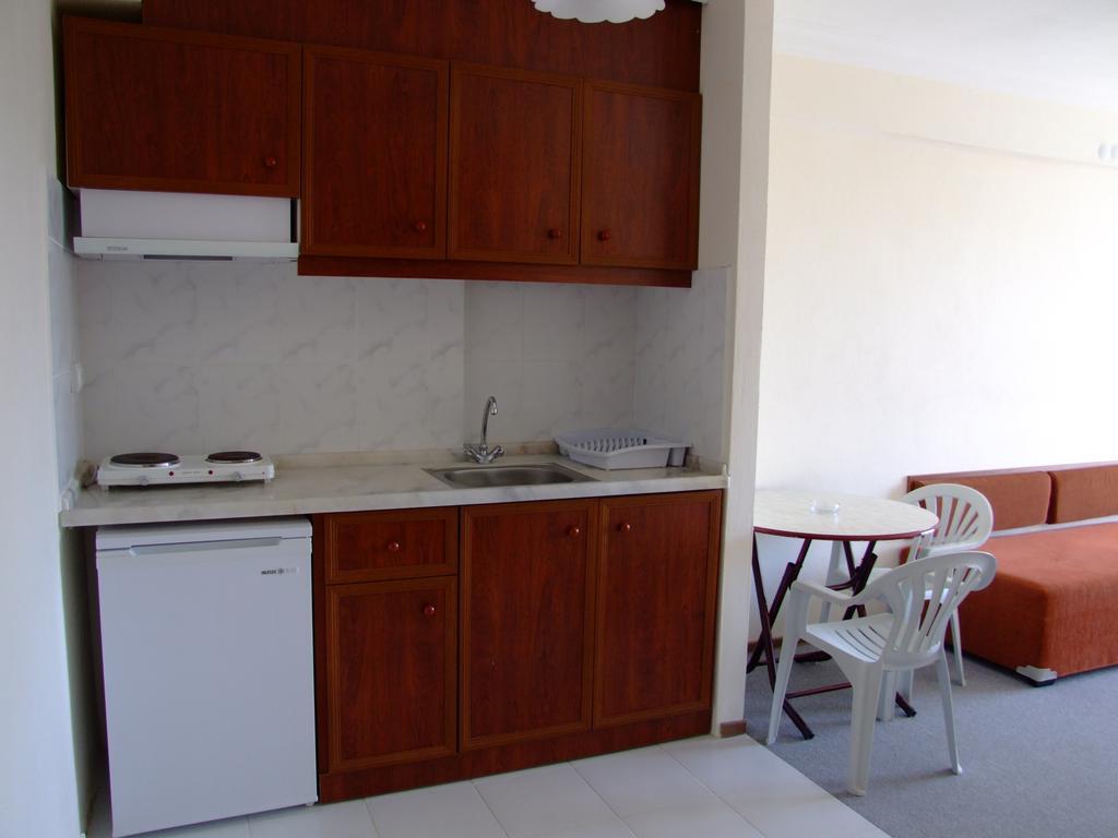 Albayrak Hotel Cesme Bagian luar foto